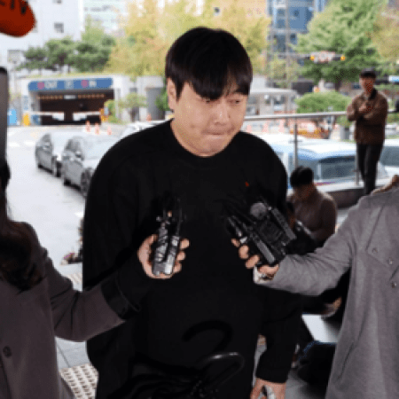 Comedian Lee Jin-ho Summoned by Police for Involvement in Illegal Online Gambling