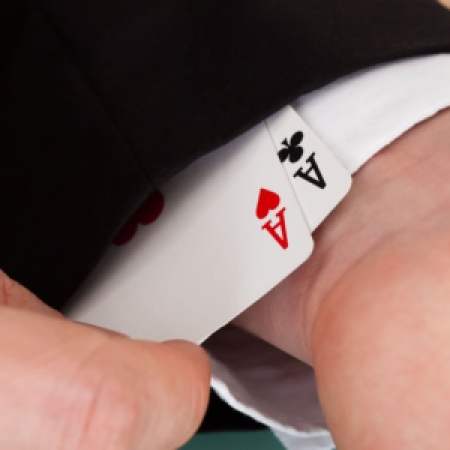 WSOP Bracelet Champion Suspended Following Cheating Allegations