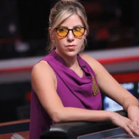 Kristen Foxen Secures Historic Fifth Bracelet Just Days After Husband Earns Second WSOP Gold