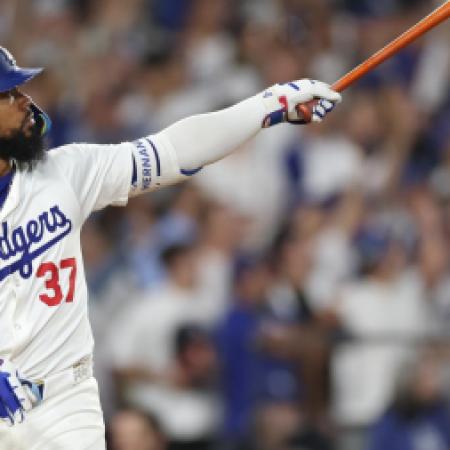 MLB Must-Bet Props: Team Totals & Home Run Picks | October 18, 2024