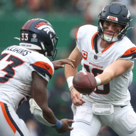 Top Same-Game Parlay Selections for Broncos vs. Saints in TNF Week 7