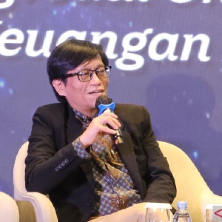 Public Tips Accelerating the Eradication of Online Gambling: Government Insights