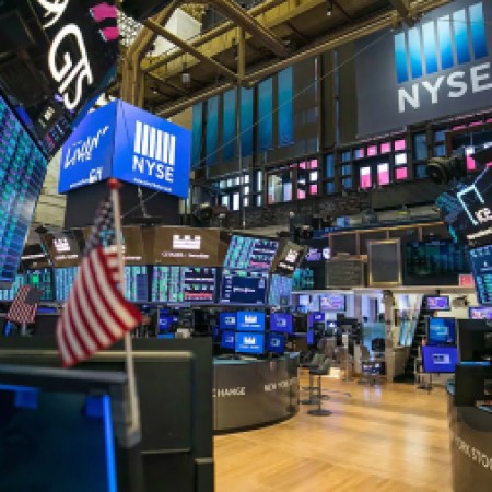 High Roller Technologies, Online Casino Operator, Completes Initial Public Offering