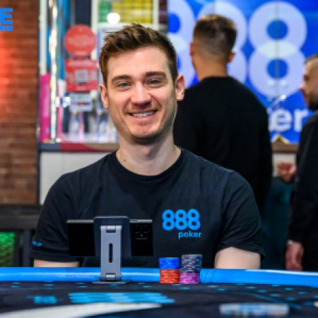 Nick “eastyyy22” Eastwood from 888poker Shares Tips for Dominating Live Cash Games