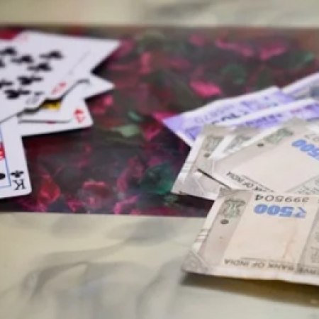 Police Raid Illegal Gambling Operation: Seven Arrested, ₹83,400 Confiscated